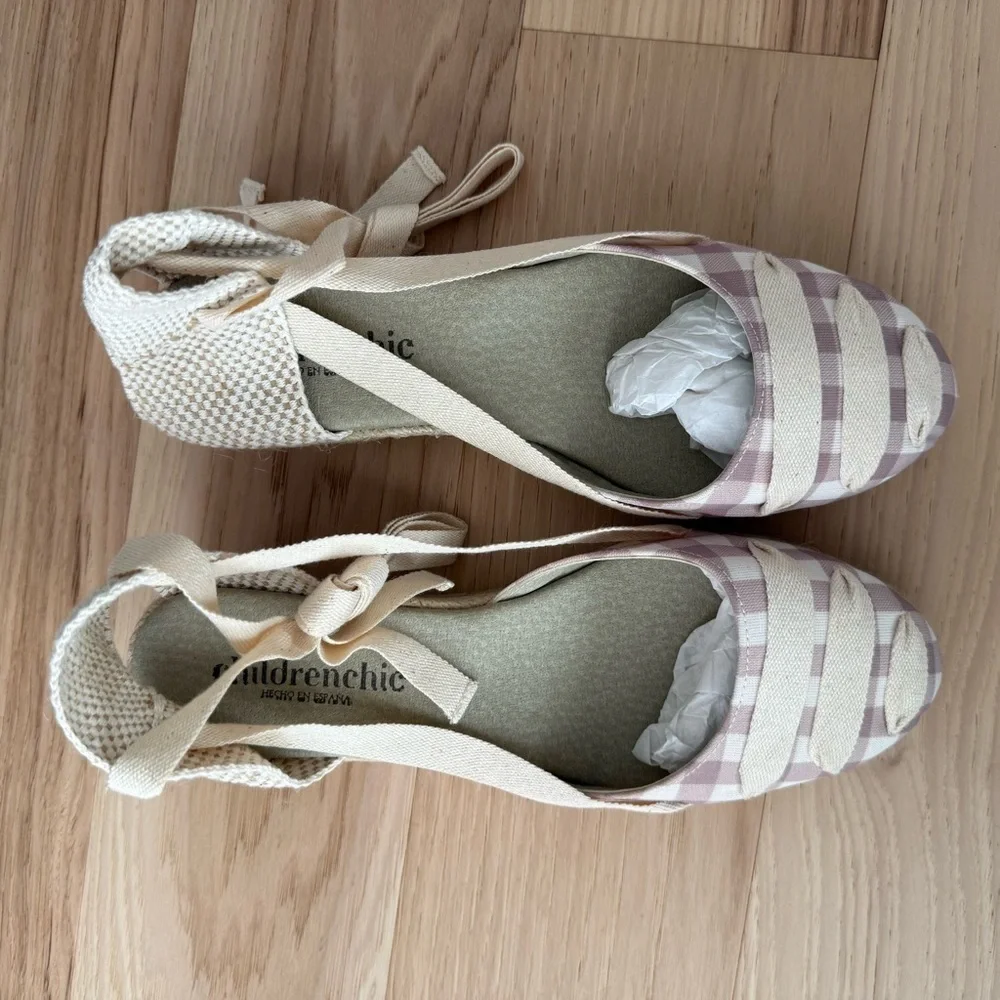 Childrenchic Canvas Stylish Beige Checkered Espadrille Wedges Size 40 (US 8)